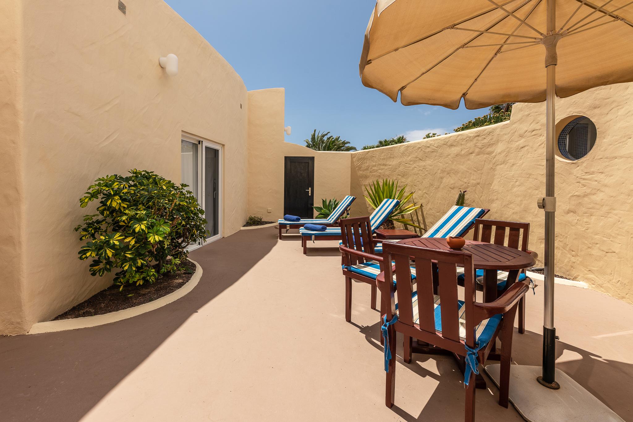 Hotel Livvo Risco Del Gato 4*